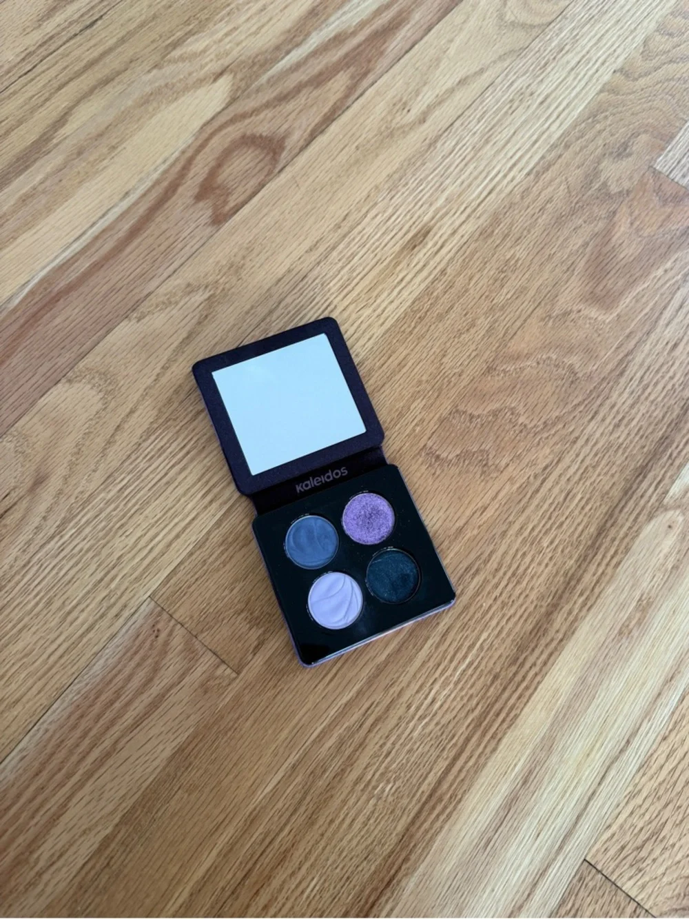 Kaleidos makeup eyeshadow quad palette twilight rush